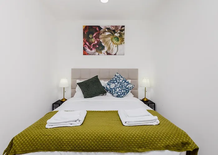 Mia Guest House Cave